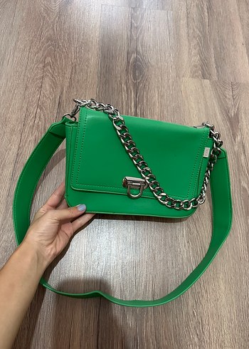 Beden Bershka Yeşil Deri Zincir Detaylı Kadın Çanta