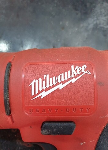 Milwaukee şarjlı matkap 