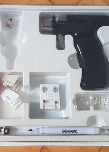 Beden beyaz Renk Studex universal kulak delme seti