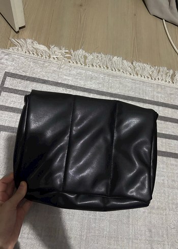 Siyah Deri Tokalı Kadın Çanta - Görsel 4