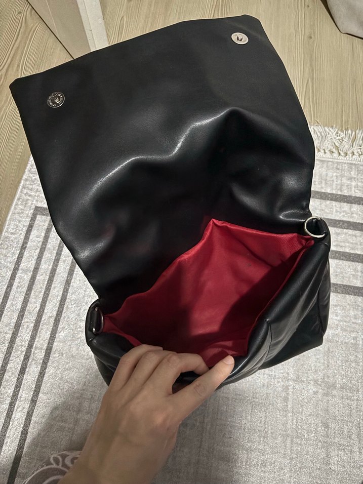 Siyah Deri Tokalı Kadın Çanta - Görsel 3