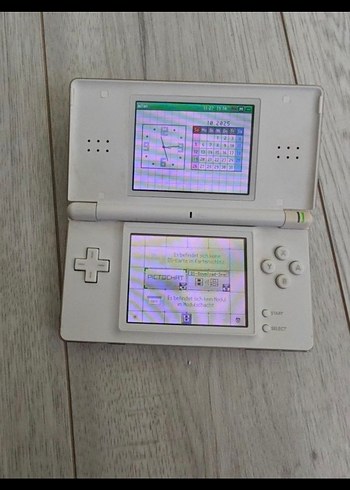 Nintendo Beyaz Nintendo DS Taşınabilir Oyun Konsolu