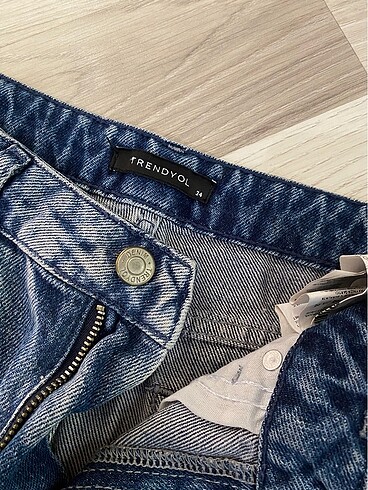 Trendyol & Milla Mom jean