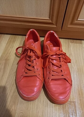 42 Beden turuncu Renk Turuncu Bershka Ayakkabı 