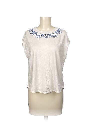 PreLoved T-shirt %70 İndirimli.