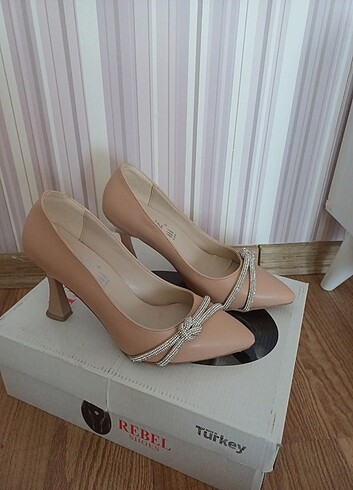 Topuklu stiletto 