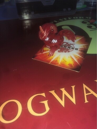  Bakugan Pyrus appolonier