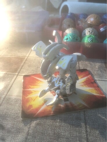  Beden Renk Bakugan mükemmel Custom haos wolfurio