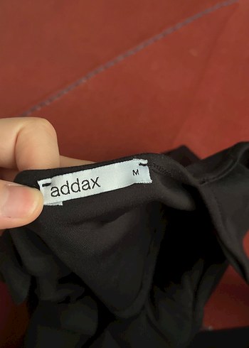 Siyah V Yaka Fermuarlı Mini Büstiyer - Görsel 3