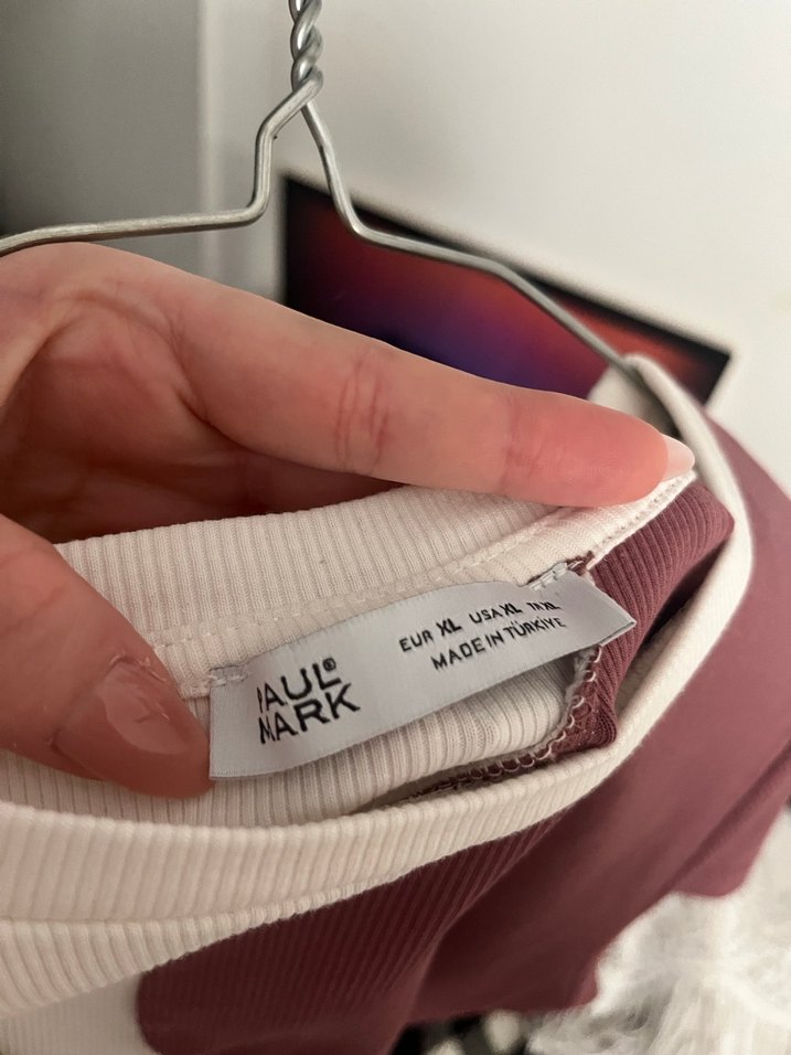 Beyaz ve Kahverengi Kısa Kollu Kadın Tişört - Görsel 3