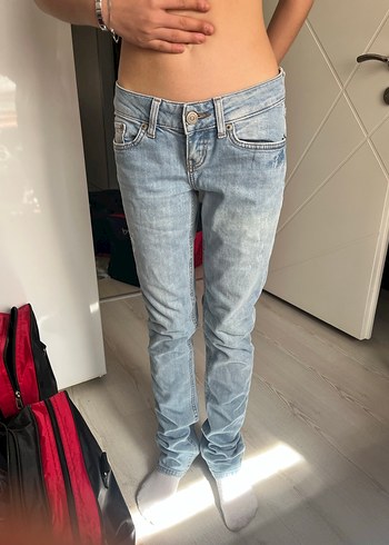 Mavi Bağlama Desenli Slim Fit Kadın Denim Pantolon