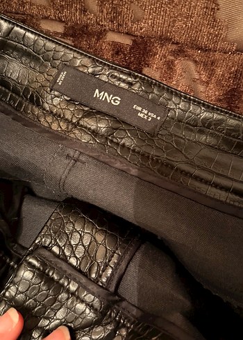 Deri Siyah Yılan Desenli Kemerli Pantolon - Görsel 12