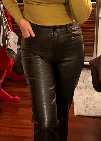 Deri Siyah Yılan Desenli Kemerli Pantolon - Görsel 13