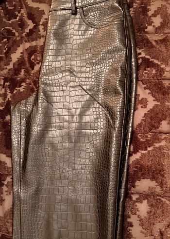 Deri Siyah Yılan Desenli Kemerli Pantolon - Görsel 8