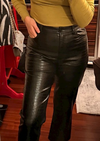 Deri Siyah Yılan Desenli Kemerli Pantolon - Görsel 14