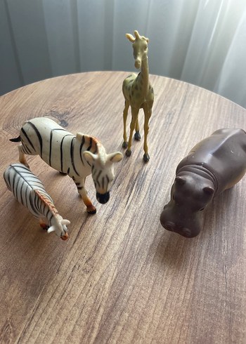 Beden Safari Temalı Hayvan Figürleri Seti