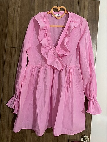 Pembe tunik