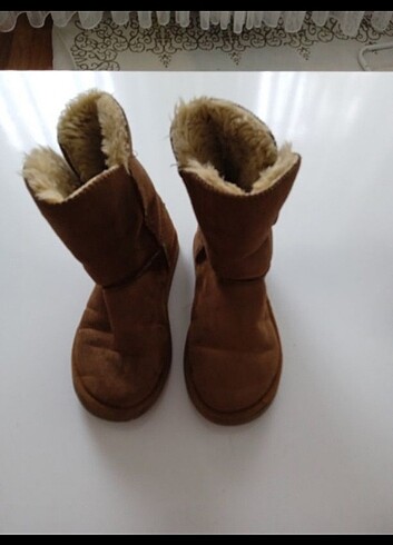 UGG bot