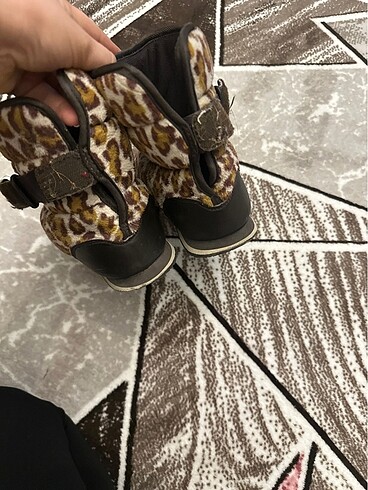 35 Beden camel Renk Nike bot