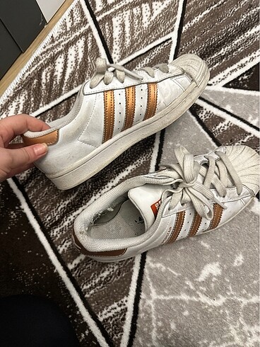 36 Beden altın Renk Adidas ayakkabı