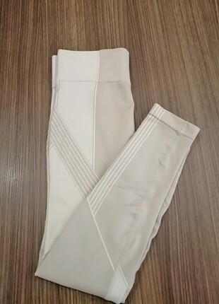 Asos tayt