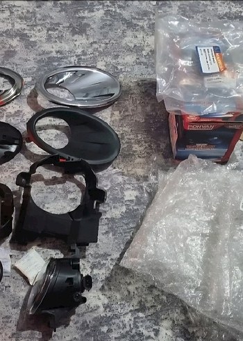 Siyah ve Gri Araç Far Aksesuar Seti - Görsel 2