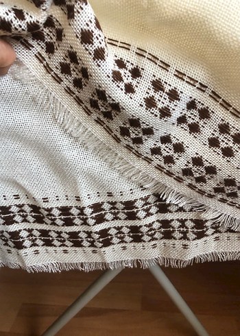Beden çeşitli Renk Vintage nostalji Nakışlı Bej Masa Örtüsü