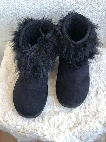 Ugg bot