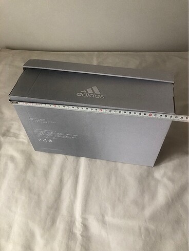 ADİDAS BOŞ AYAKKABI KUTUSU - Görsel 3