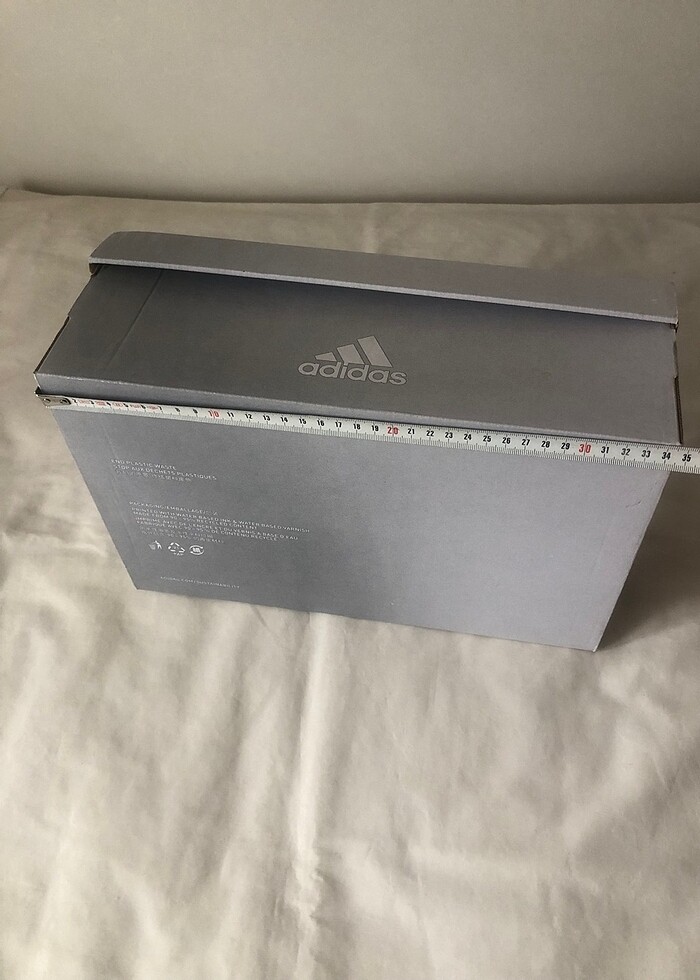 ADİDAS BOŞ AYAKKABI KUTUSU - Görsel 3