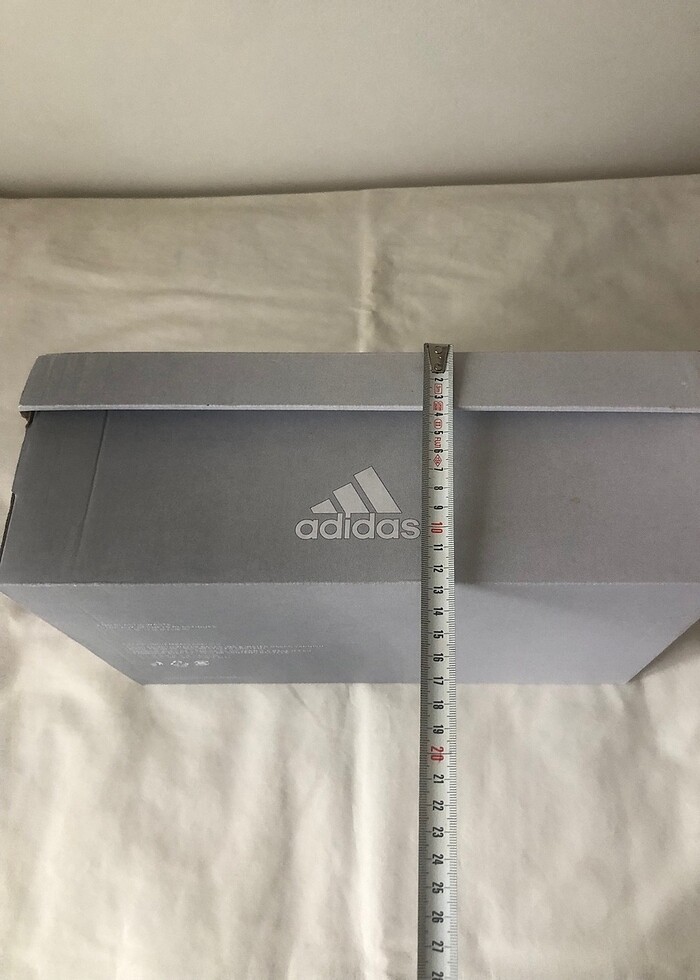 ADİDAS BOŞ AYAKKABI KUTUSU - Görsel 4