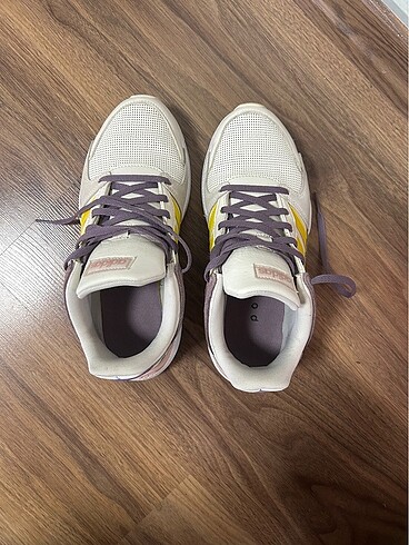 Adidas Orijinal adidas spor ayakkabı