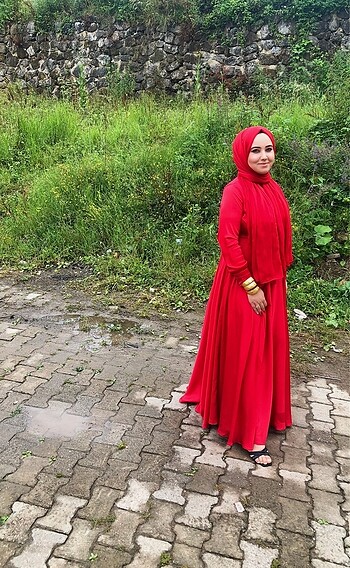 Saten kırmızı abıye