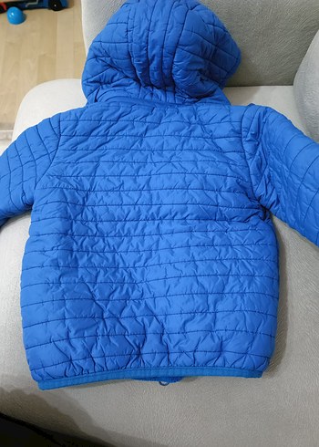 Mavi Erkek Çocuk Kapüşonlu Mont - Görsel 2