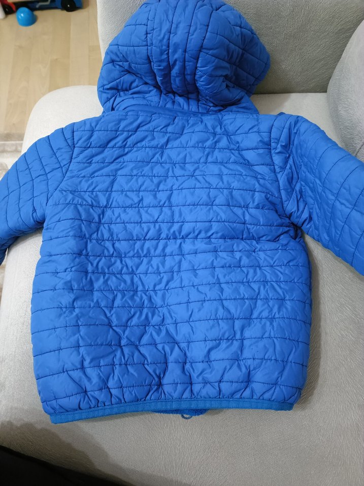 Mavi Erkek Çocuk Kapüşonlu Mont - Görsel 2