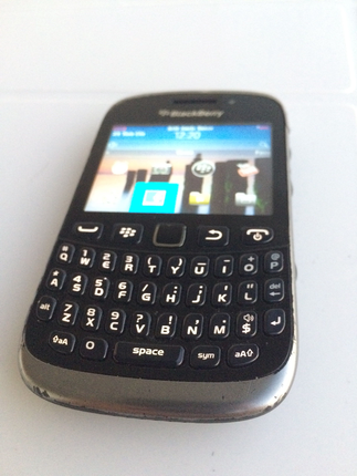 Blackberry Curve 9320