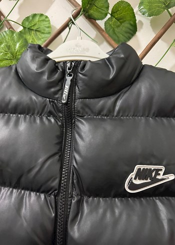 Siyah Nike Şişme Kolsuz Yelek - Görsel 3