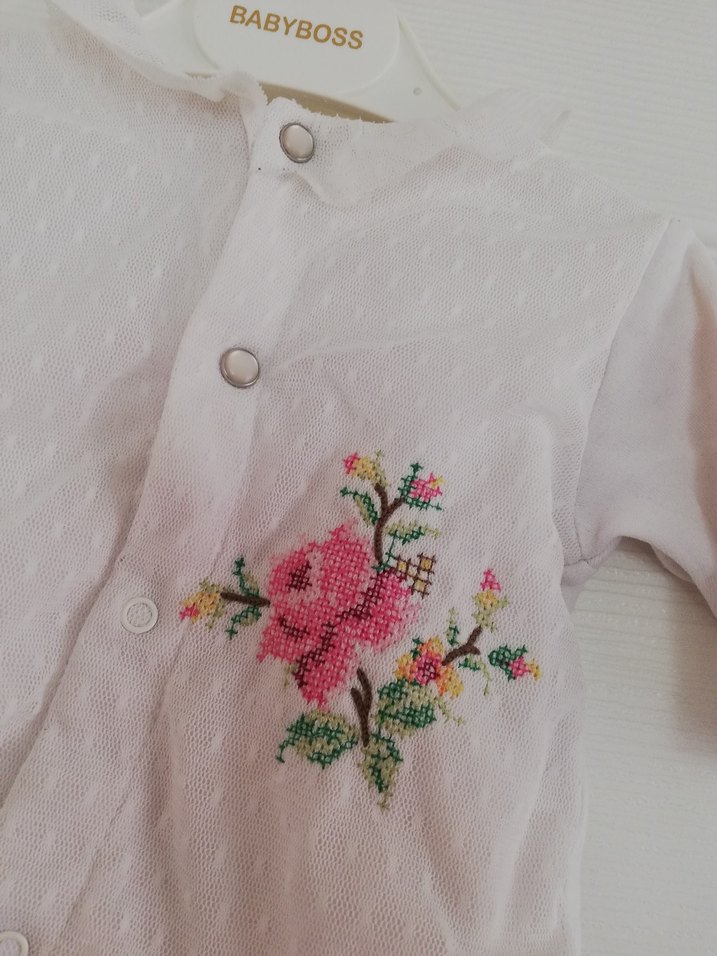 Nakışlı Beyaz Bebek Kız Tulum - Görsel 3