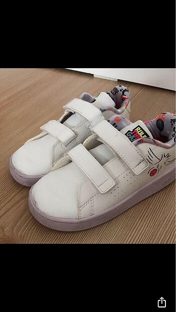 Adidas çocuk ayakabısı