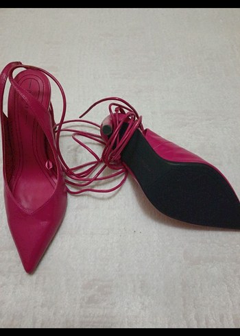 TOPUKLU AYAKKABI - Görsel 3