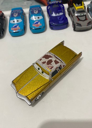 Disney cars cadillac - Görsel 2