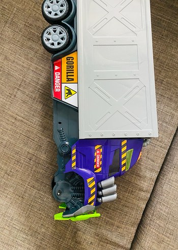 Mor Gorilla Kurtarma Oyuncak Kamyonu - Görsel 6