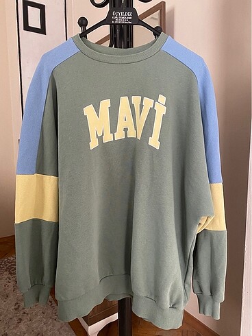 Mavi sweatshirt