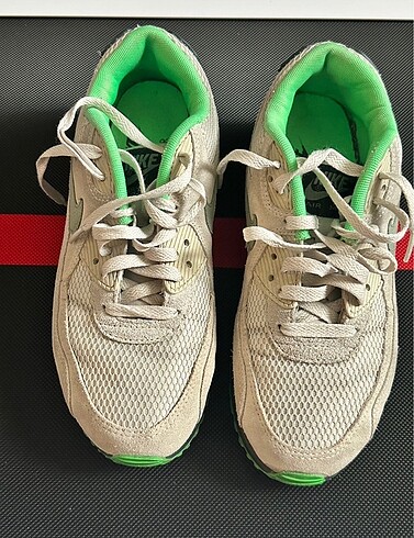 Orijinal Nike airmax.