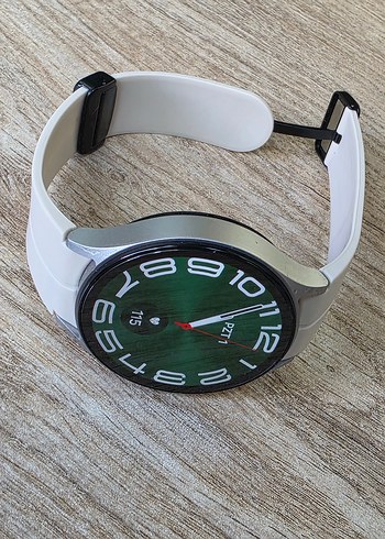 Samsung watch 7 akıllı saat.