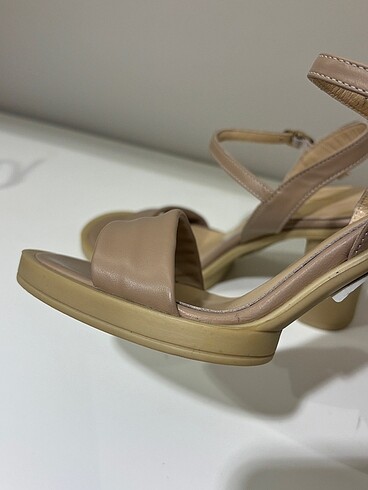 Vicino bej deri  platformlu sandalet - Görsel 4