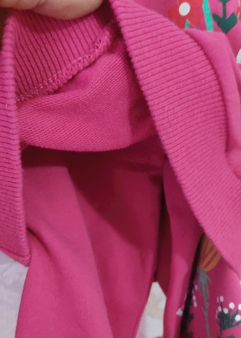 Çiçek Desenli Triko Bebek Kız Takımı - Görsel 2