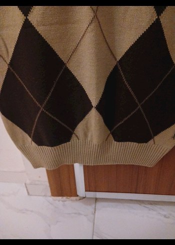 Kahverengi V Yaka Triko Süveter - Görsel 2