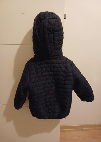 Kapüşonlu Siyah Erkek Çocuk Mont - Görsel 4