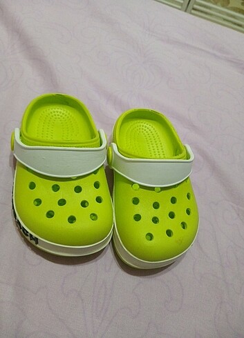 Crocs çocuk terlik 